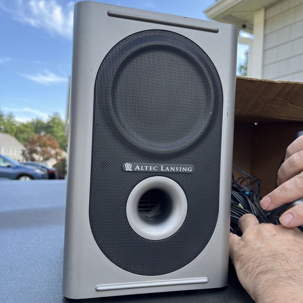 Al tech Lansing. Speakers Surround Sound 5 Smaller Speakers And One Subwoofer